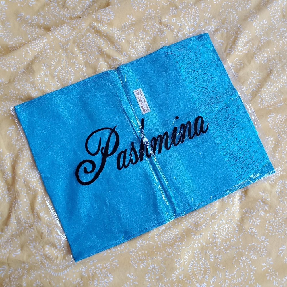 NEW Pashmina scarf / shawl